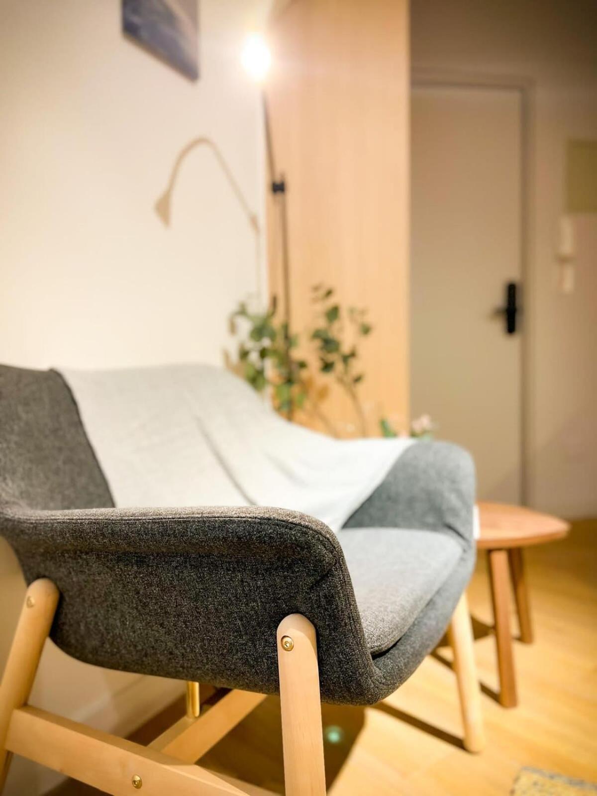Hom I Depto Studio 2Pax Ala En Barrio Lastarria * Santiago de Chile